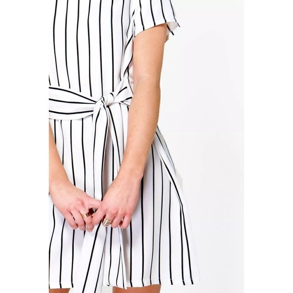 Crystal Sky Asymmetrical Striped White Spring Open Back Dress NWT Size 7
